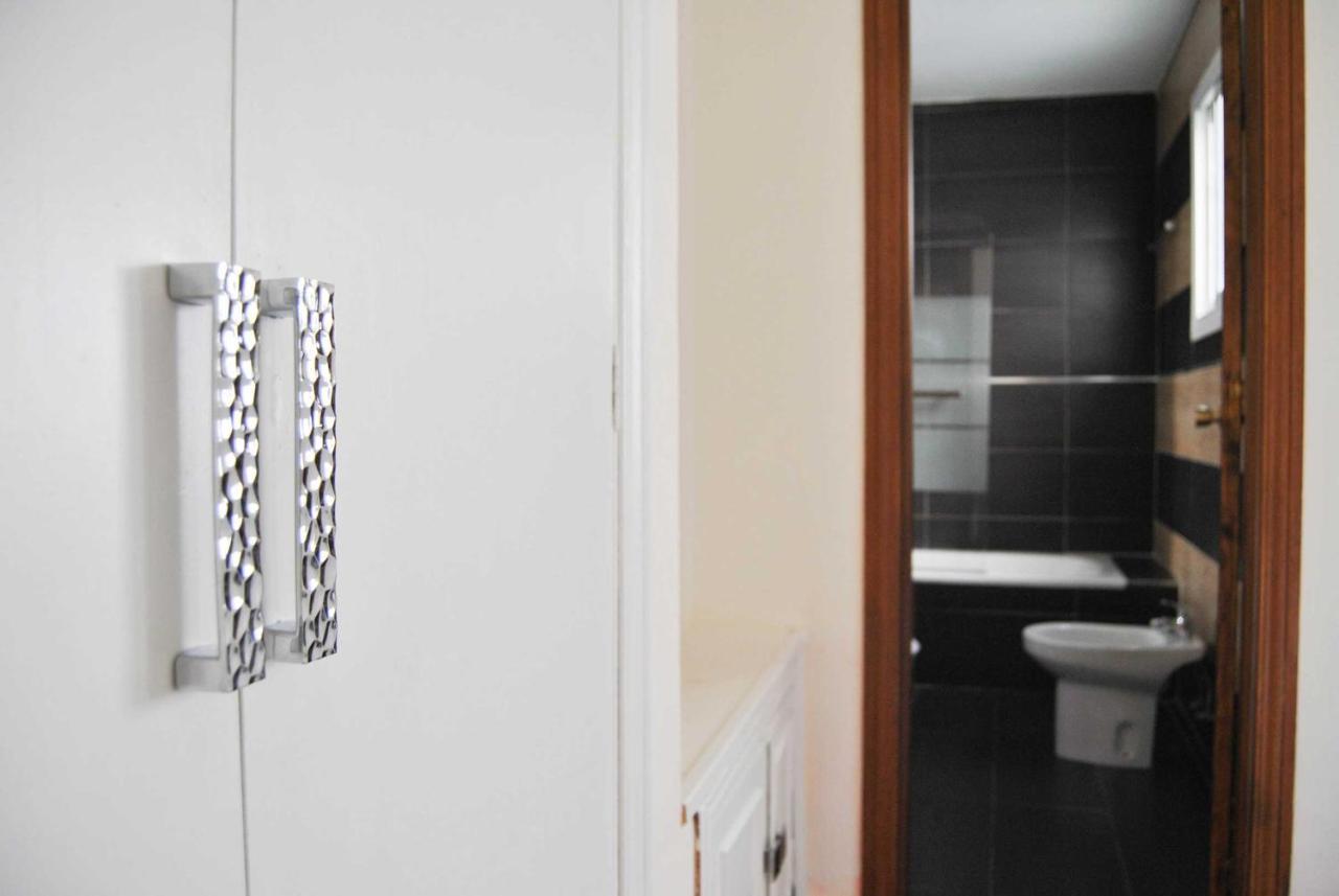Apartment Wall Center - Aloha Sevilla Bagian luar foto